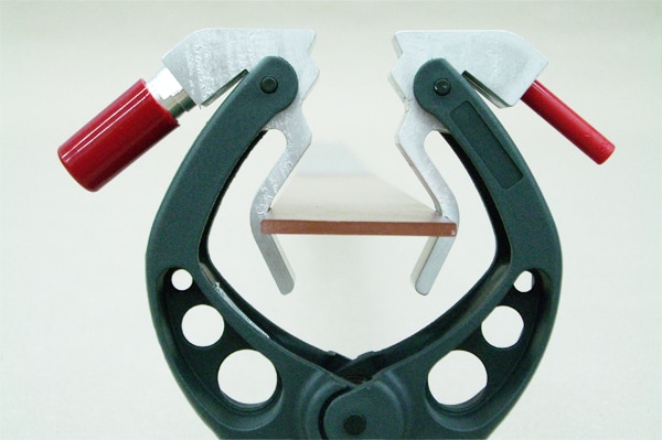 xeron-kelvin-clamp